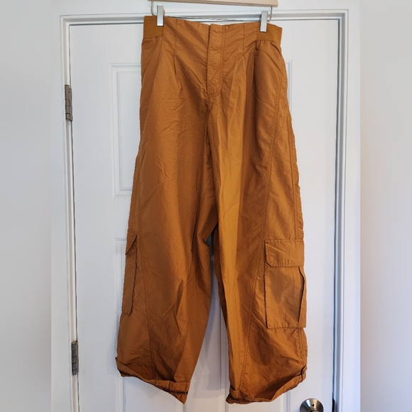 NWOT FP movement mesmerize me pants sz lrg - Picture 5 of 9